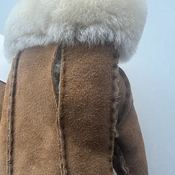 UGG Perforated Suede Leather Shearling Gloves Chestnut NWOT*f - Picture 5 of 9